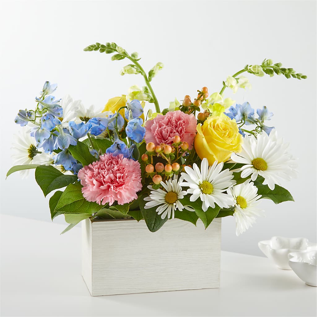 Sun Salutation Box Bouquet – Maroa Miami Llc, Miami FL