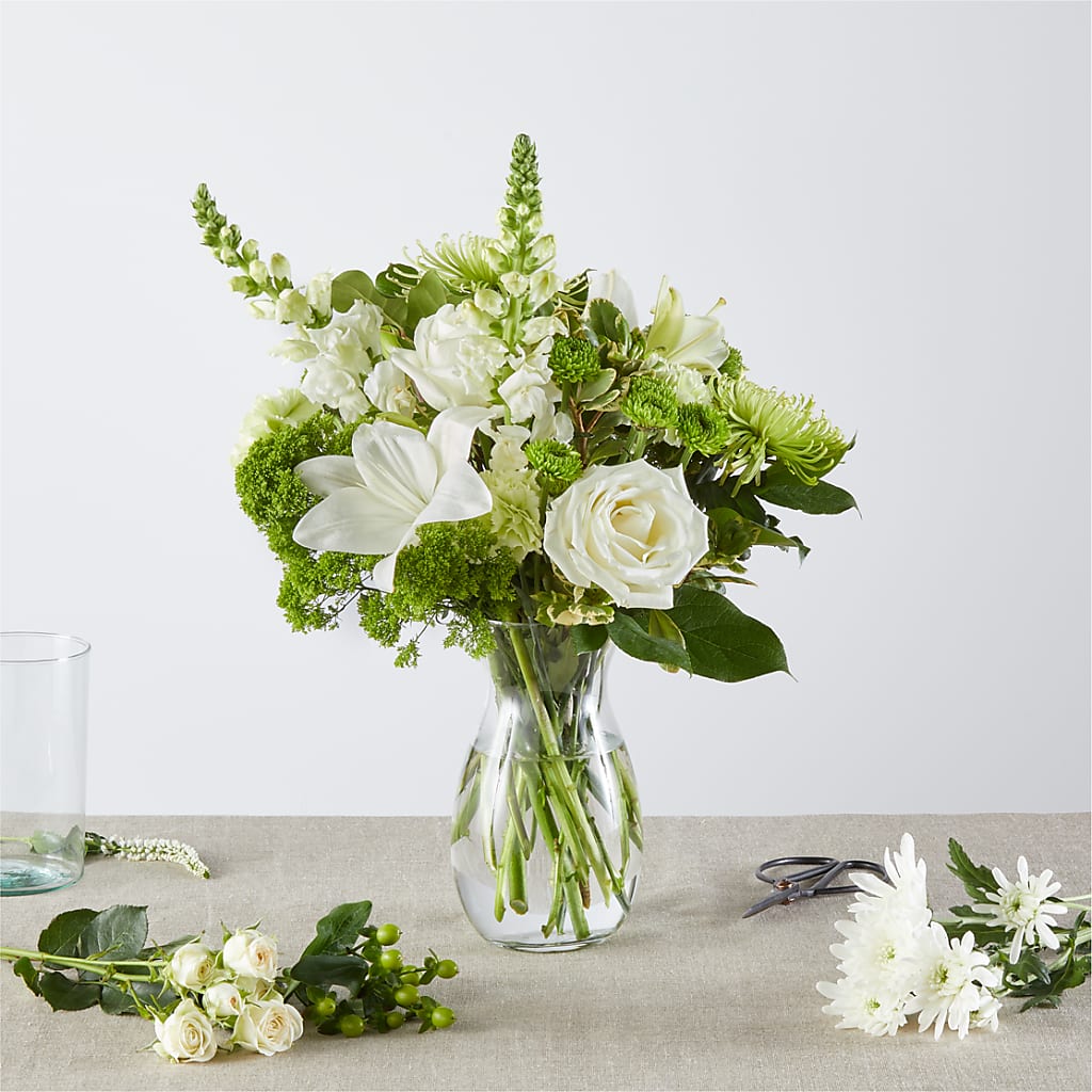 Irish Garden - A Florist Original – Maroa Miami Llc, Miami FL