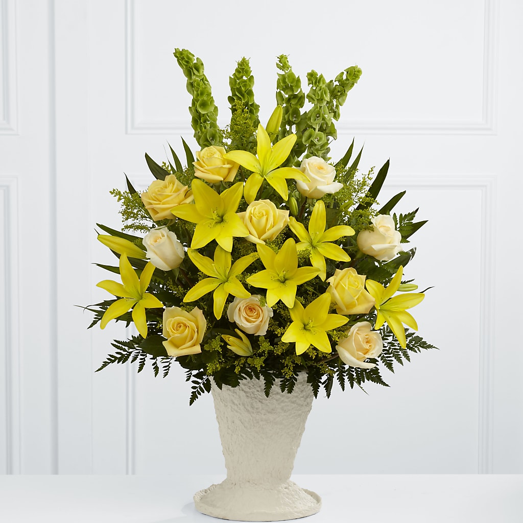 Golden Memories Arrangement – Maroa Miami Llc, Miami FL