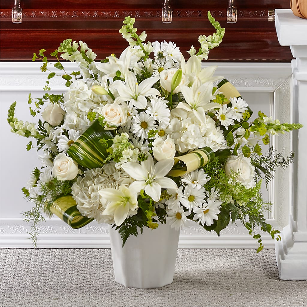 Thoughts of Tranquility Floor Basket – Maroa Miami Llc, Miami FL