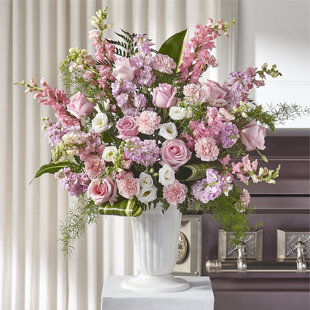 Divine Comfort Arrangement – Maroa Miami Llc, Miami FL