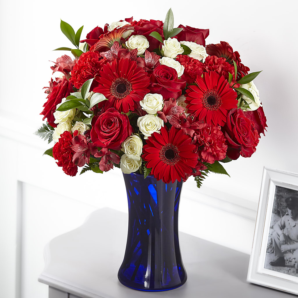 Hearts Embrace Bouquet – Maroa Miami Llc, Miami FL