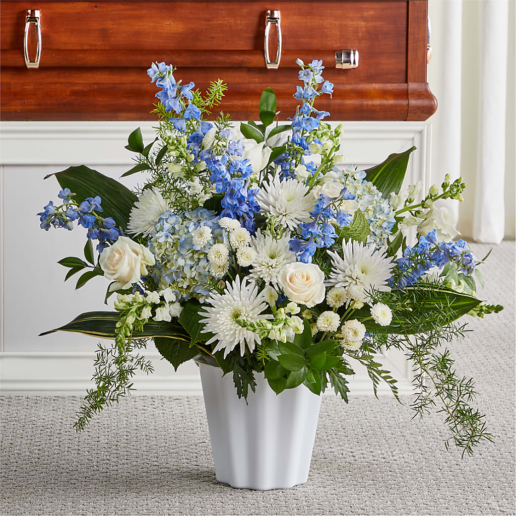 Everlasting Memories Floor Basket – Maroa Miami Llc, Miami FL