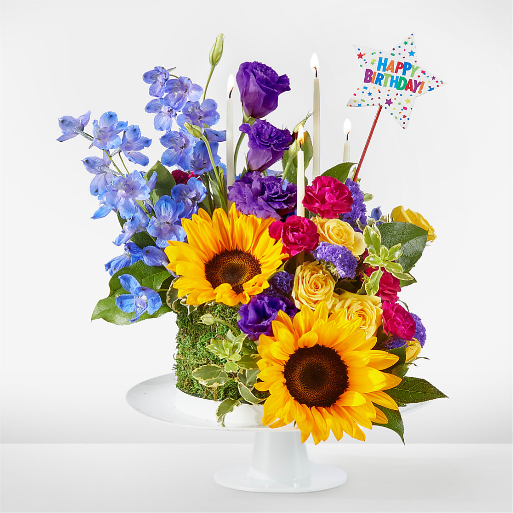 Star of the Day Floral Cake – Maroa Miami Llc, Miami FL