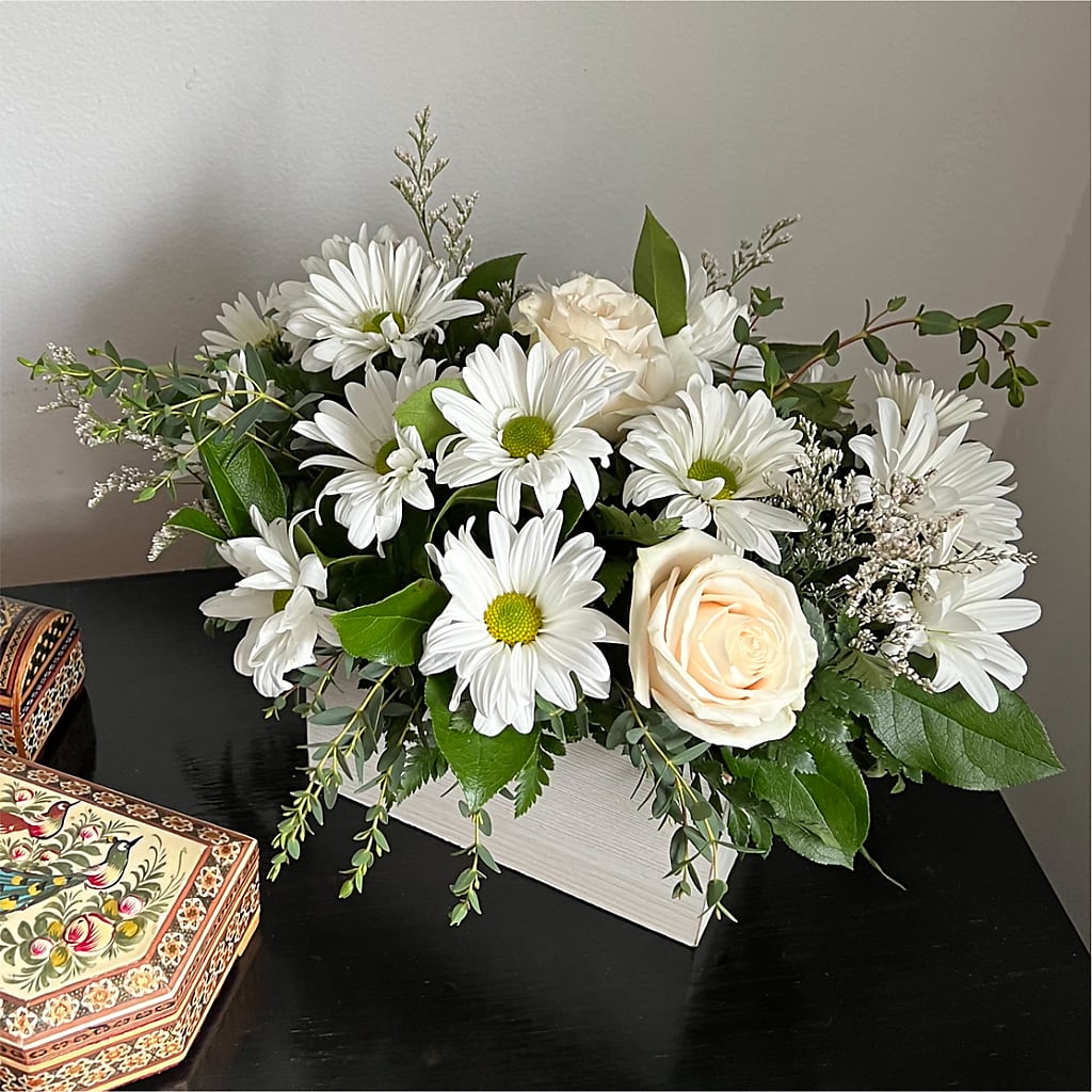 Fresh Linen Box Bouquet –  Maroa Miami Llc, Miami FL
