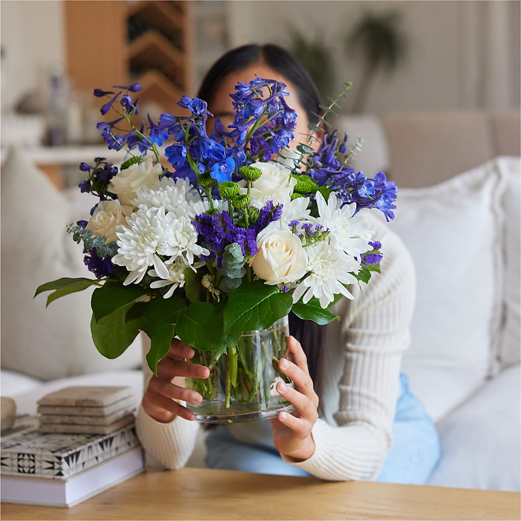 Cerulean Waves Bouquet –  Maroa Miami Llc, Miami FL