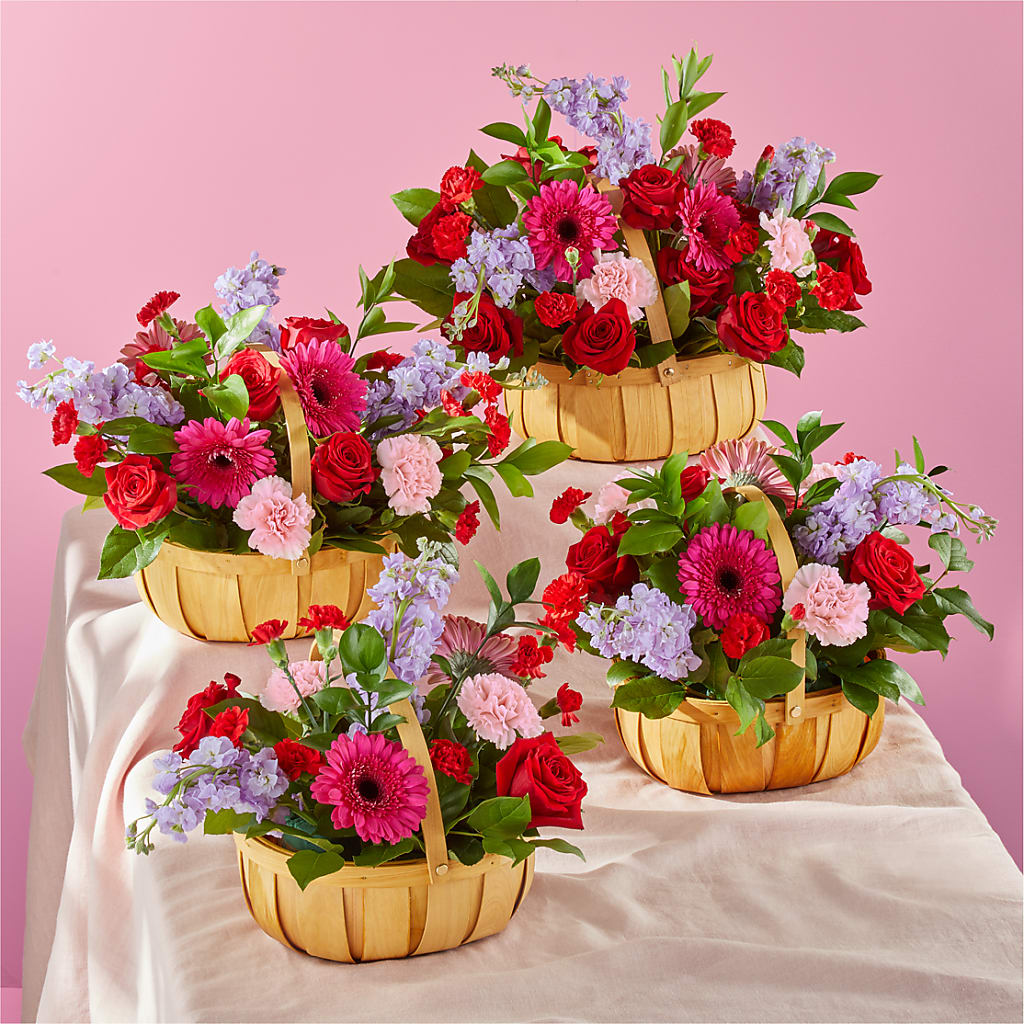 Pink Picnic Basket –  Maroa Miami Llc, Miami FL