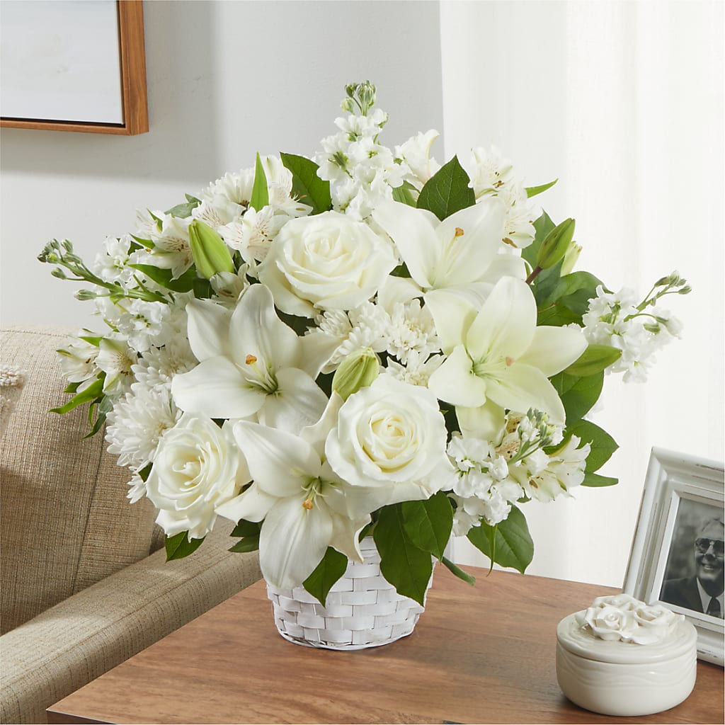 Peaceful Reflections Arrangement –  Maroa Miami Llc, Miami FL