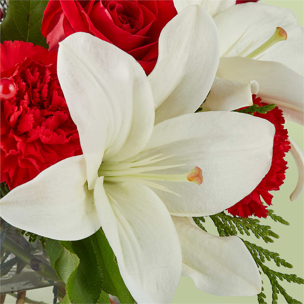 Glistening Icicles Bouquet –  Maroa Miami Llc, Miami FL