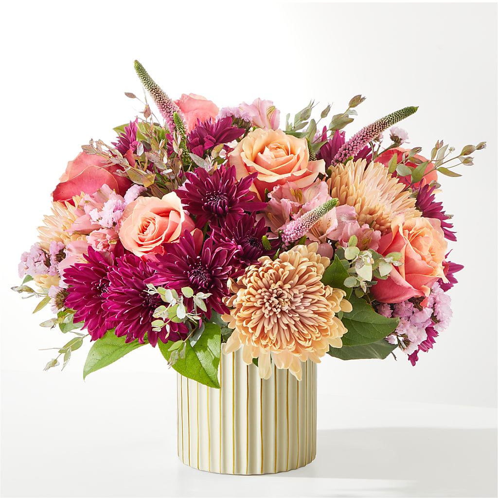 Berry Cobbler Bouquet with Ivory Vase –  Maroa Miami Llc, Miami FL