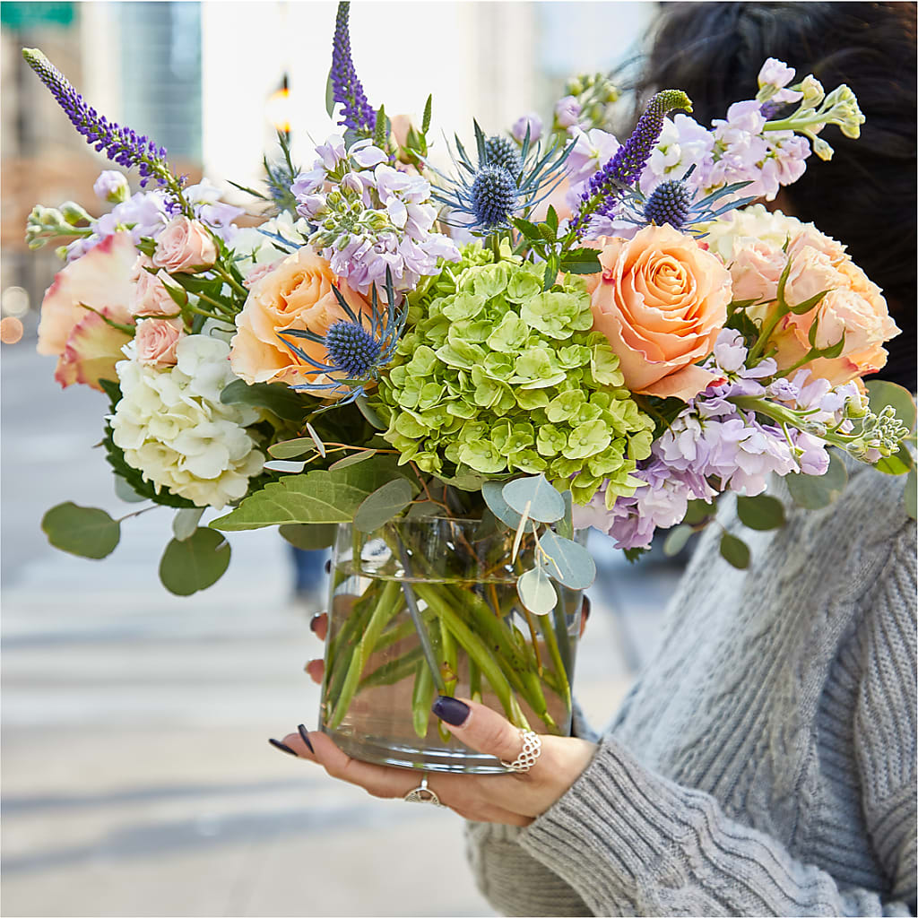 Porch Swing Bouquet –  Maroa Miami Llc, Miami FL
