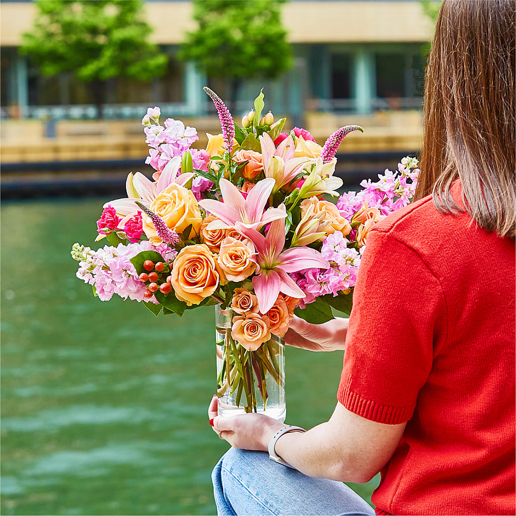 Bisous Bouquet –  Maroa Miami Llc, Miami FL