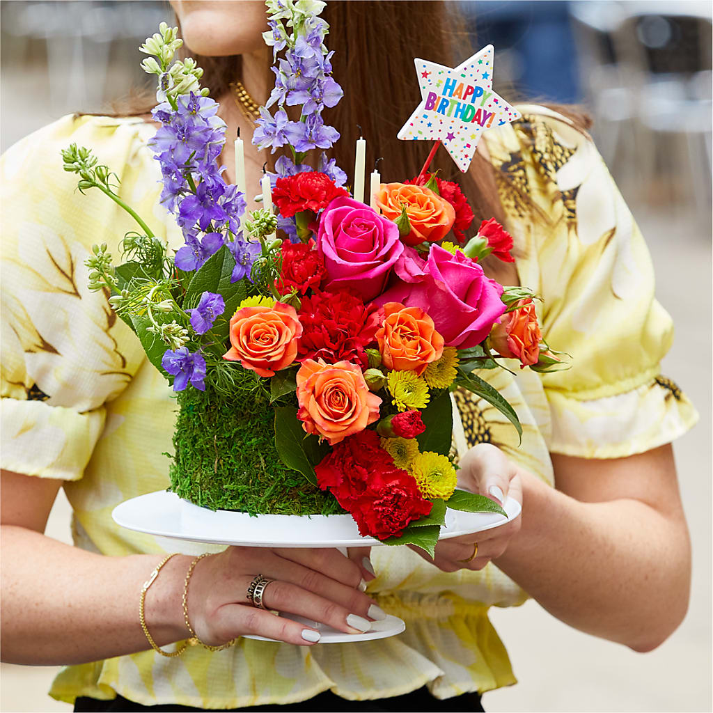 Best Year Yet Floral Cake –  Maroa Miami Llc, Miami FL