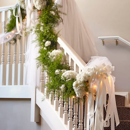 Champagne Dreams Garland –  Maroa Miami Llc, Miami FL